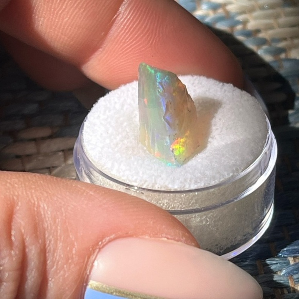 Electric Opal High-Fire Natural Ethiopian